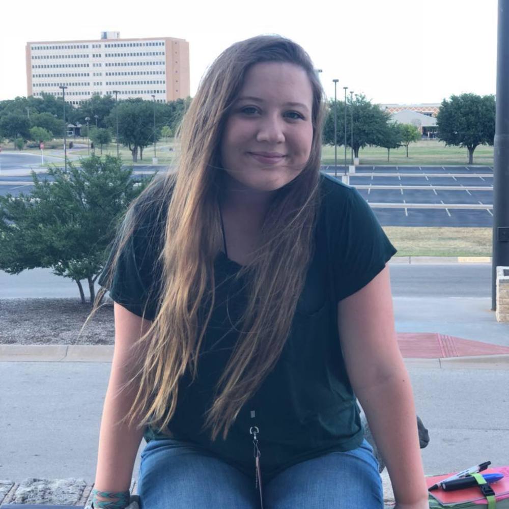 Meet your Posher, Anna